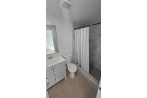 9375 Fontainebleau Blvd L420 Miami, FL 33172 - MLS#A11996764