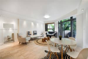 181 Crandon Blvd 104, Key Biscayne