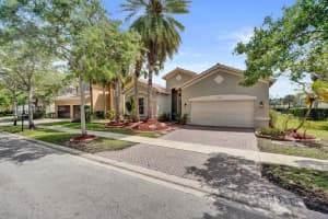 3982 W Whitewater Avenue, Weston, Fl 33332, Weston