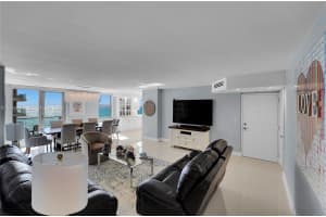 1920 S Ocean Dr APT 11C, Hallandale Beach, FL 33009, - MLS#A11996796