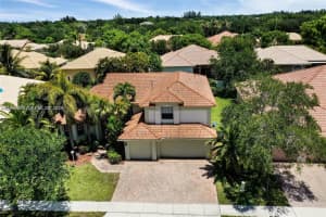 13813 Nw 21st St, Pembroke Pines