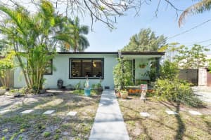 1440 Ne 148th St, Miami