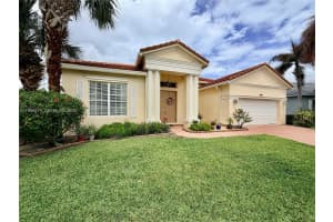 608 Sw Chesapeake Ct Port Saint Lucie, FL 34986 - MLS#A11996818