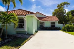 10352 NW 46th St, Doral, FL 33178, - MLS#A11996820