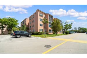 2861 Somerset Dr APT 301, Lauderdale Lakes, FL 33311, - MLS#A11996834