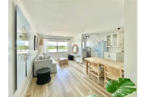 221 Meridian Ave APT 507, Miami Beach, FL 33139, - MLS#A11996841