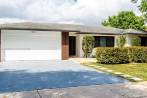 7951 SW 30th St, Davie, FL 33328, - MLS#A11996849