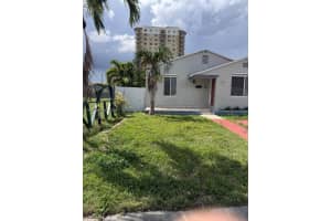 4232 Nw 2nd Ter A Miami, FL 33126 - MLS#A11996859