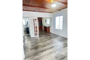 4232 Nw 2nd Ter A Miami, FL 33126 - MLS#A11996859