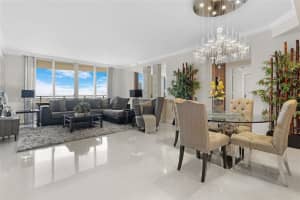 848 Brickell Key Dr 3905, Miami