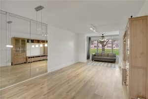 9041 Sunrise Lakes Blvd 106, Sunrise