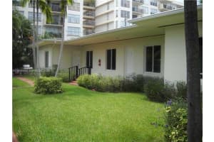 1040 92nd St #3, Bay Harbor Islands, FL 33154, - MLS#A11996894