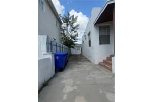 634 SW 10th Ave, Miami, FL 33130, - MLS#A11996903