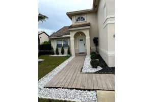 8353 Sw 161st Pl Miami, FL 33193 - MLS#A11996912