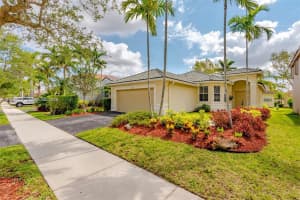 1877 Aspen Ln, Weston, FL 33327, - MLS#A11996930