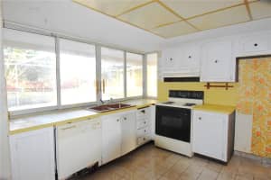 8300 NW 24th Ct, Sunrise, FL 33322, - MLS#A11996932