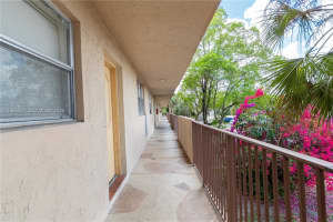 3900 Nw 76th Ave 212 Sunrise, FL 33351 - MLS#A11996941