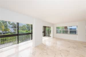 590 Ocean Dr APT 2C, Key Biscayne, FL 33149, - MLS#A11996970