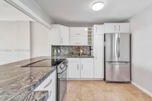 3199 S Ocean Dr 406 Hallandale Beach, FL 33009 - MLS#A11996982