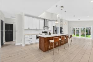 1126 Ne 16th Ct Fort Lauderdale, FL 33305 - MLS#A11997011