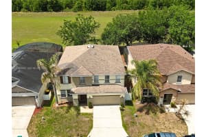 233 Aldridge Ln Davenport, FL 33897 - MLS#A11997020