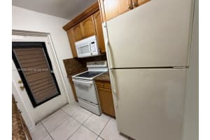 8704 NW 35th St APT 208, Coral Springs, FL 33065, - MLS#A11997078