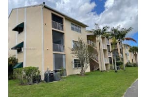 15275 SW 107th Ln APT 102, Miami, FL 33196, - MLS#A11997083