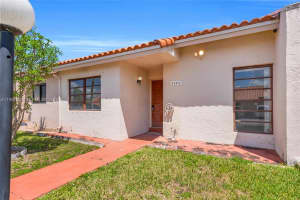 6323 SW 147th Pl Cir, Miami, FL 33193, - MLS#A11997091