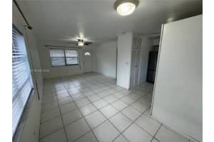 2000 Buchanan St APT 11, Hollywood, FL 33020, - MLS#A11997106