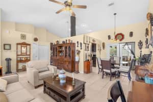 694 Se Karrigan Ter Port Saint Lucie, FL 34983 - MLS#A11997108