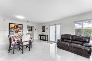 13935 SW 10th St, Miami, FL 33184, - MLS#A11997140