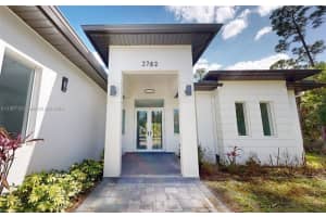 3762 32nd Ave Se, Naples