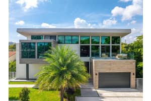 521 Holiday Dr Hallandale Beach, FL 33009 - MLS#A11997176