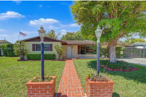 7916 Sw 140th Ave, Miami