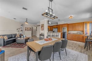 10012 Nw 7th St 206, Miami