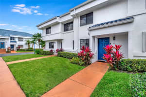 21300 San Simeon Way K2, Miami