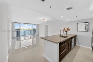 7601 E Treasure Dr APT 1119, North Bay Village, FL 33141, - MLS#A11997282