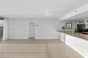 7601 E Treasure Dr APT 1119, North Bay Village, FL 33141, - MLS#A11997282