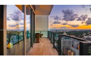 88 Sw 7th St 4106, Miami