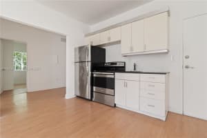 1219 Meridian Ave APT 4, Miami Beach, FL 33139, - MLS#A11997298