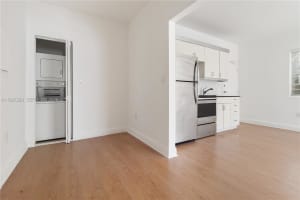 1219 Meridian Ave APT 4, Miami Beach, FL 33139, - MLS#A11997298