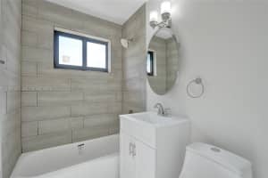 136 Miami Gardens Rd, West Park, FL 33023, - MLS#A11997317