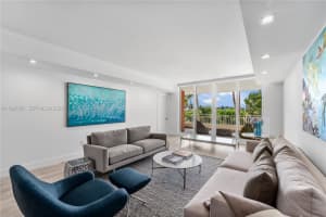 791 Crandon Blvd 405 Key Biscayne, FL 33149 - MLS#A11997321