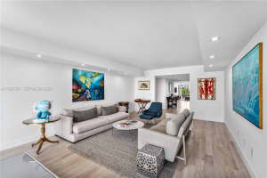 791 Crandon Blvd 405 Key Biscayne, FL 33149 - MLS#A11997321