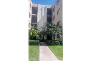 8650 Sw 133rd Ave Rd 116, Miami