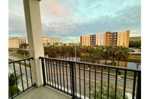 8001 NW 41st St f 305, Doral, FL 33166, - MLS#A11997339
