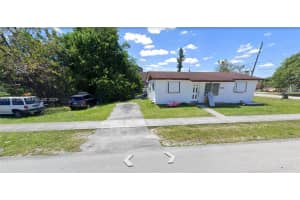 5200 Sw 21st St, West Park