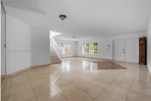 8724 189th Terrace, Hialeah, FL 33018 - MLS#A11997400