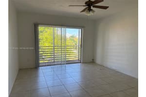 20200 NE 27th Ct APT 28, Aventura, FL 33180, - MLS#A11997405