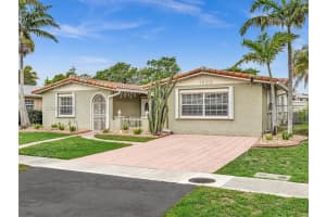 1900 Nw 95th Ave Pembroke Pines, FL 33024 - MLS#A11997426